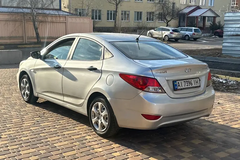 Hyundai Accent