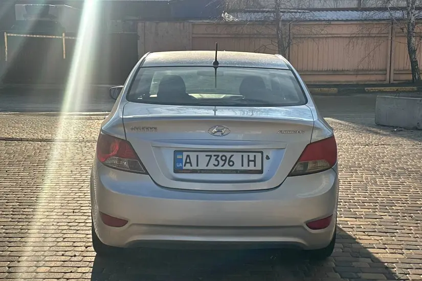 Hyundai Accent