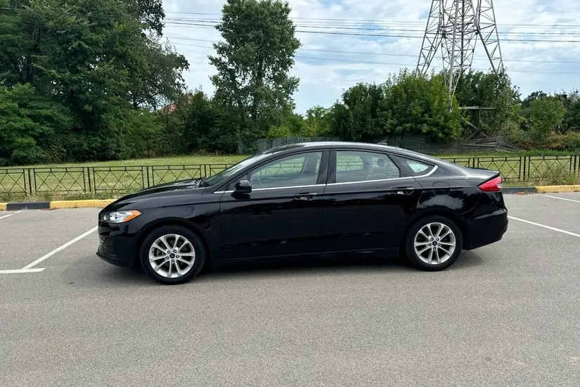 Ford Fusion Hybrid 