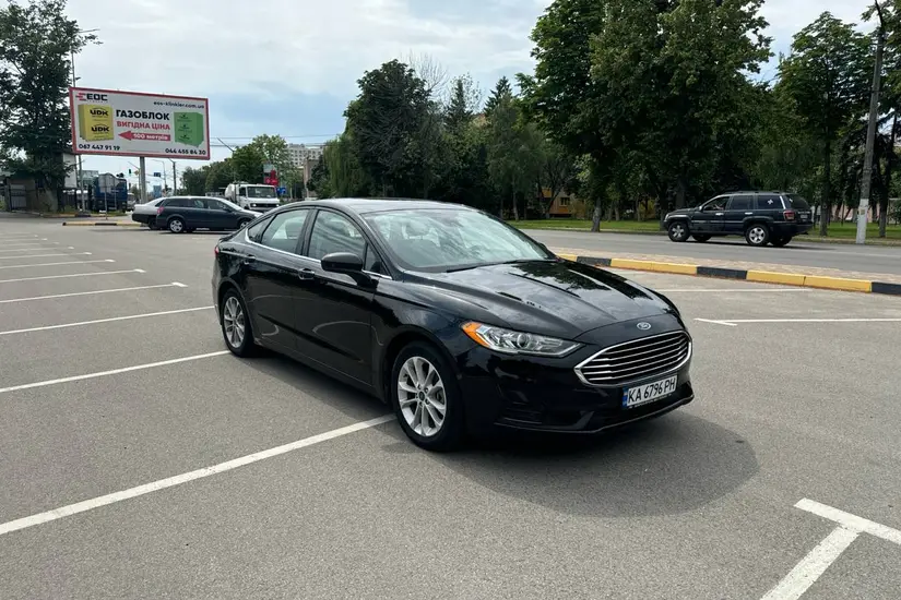 Ford Fusion Hybrid 