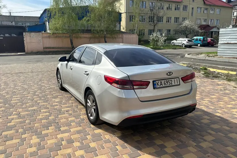 Kia K5