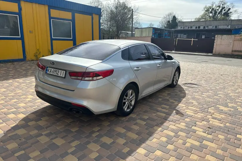 Kia K5