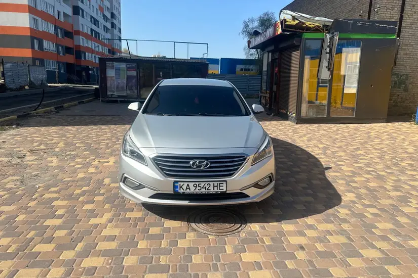 Hyundai Sonata  LF