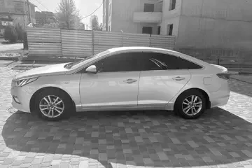 Hyundai Sonata  LF