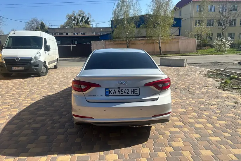 Hyundai Sonata  LF