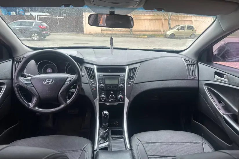 Hyundai Sonata 