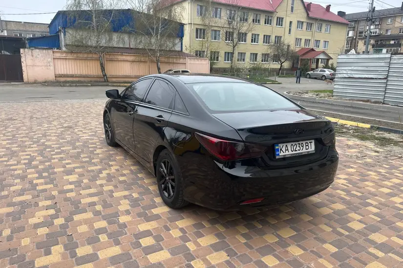 Hyundai Sonata 