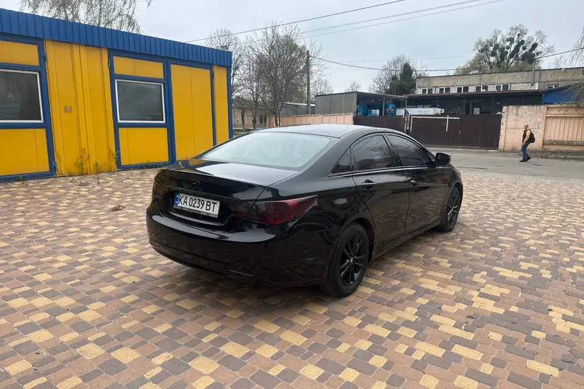Hyundai Sonata 