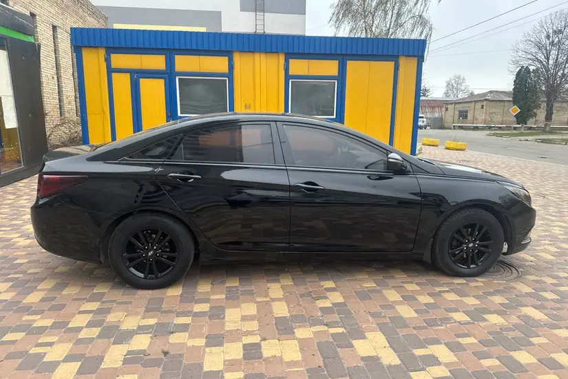 Hyundai Sonata 