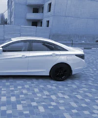 Hyundai Sonata  YF