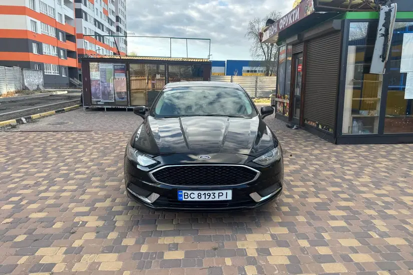 Ford Fusion Hybrid 