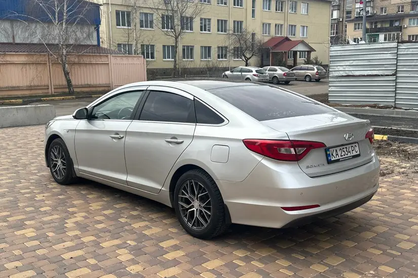 Hyundai Sonata  LF