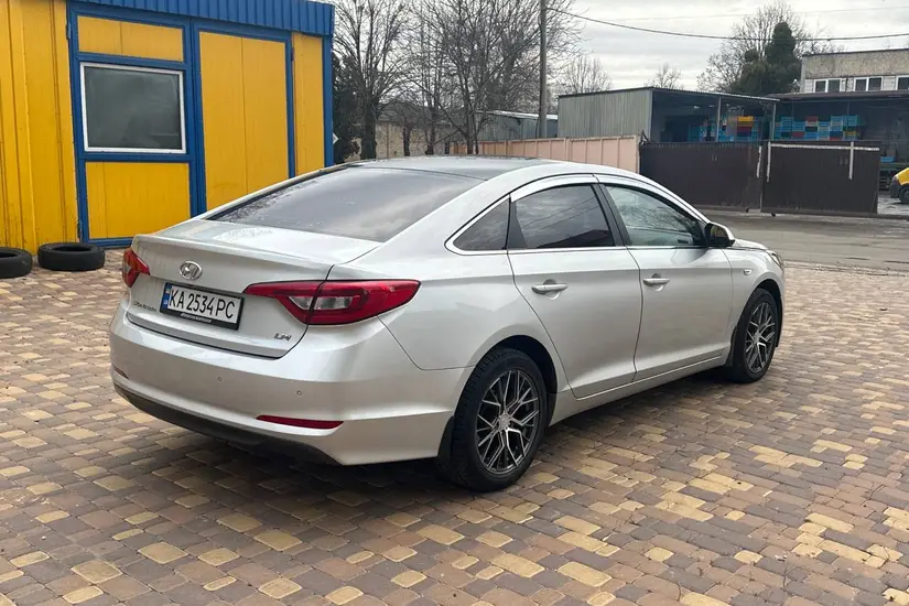 Hyundai Sonata  LF