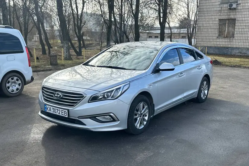 Hyundai Sonata  LF