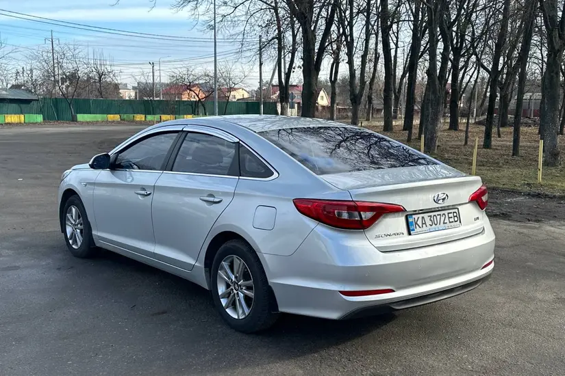 Hyundai Sonata  LF