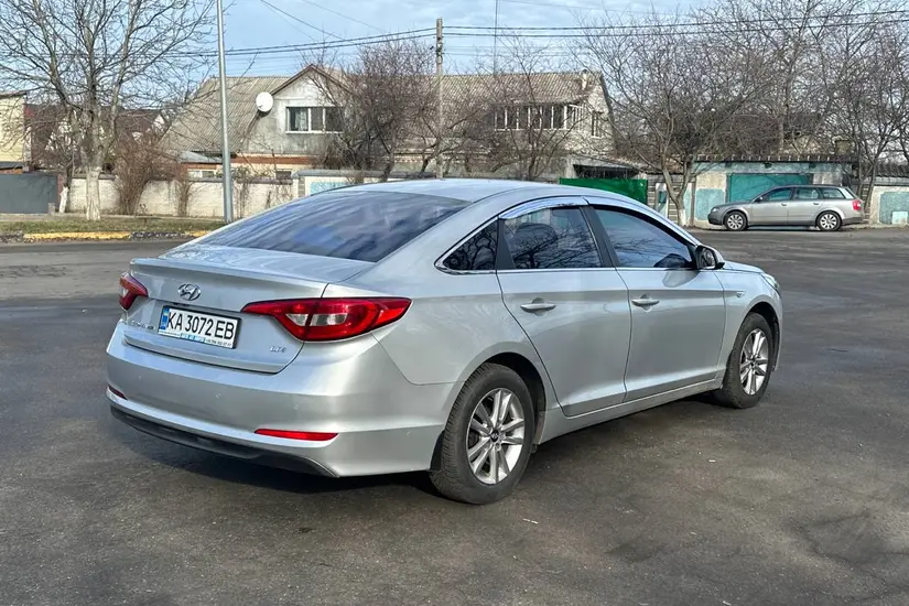 Hyundai Sonata  LF