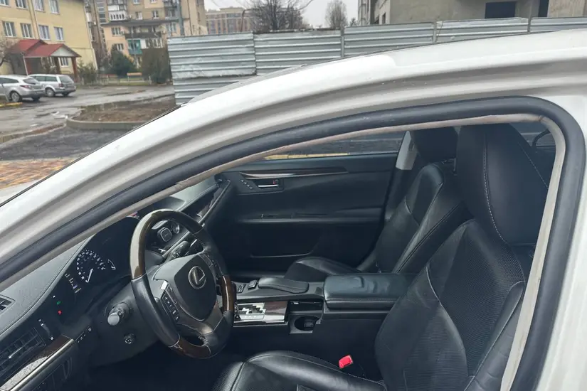 Lexus ES 300H