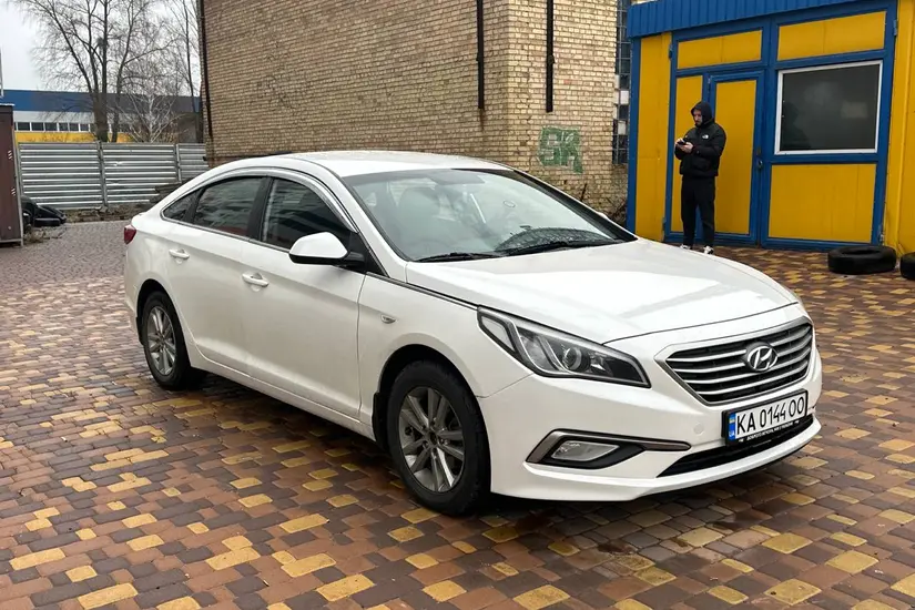 Hyundai Sonata