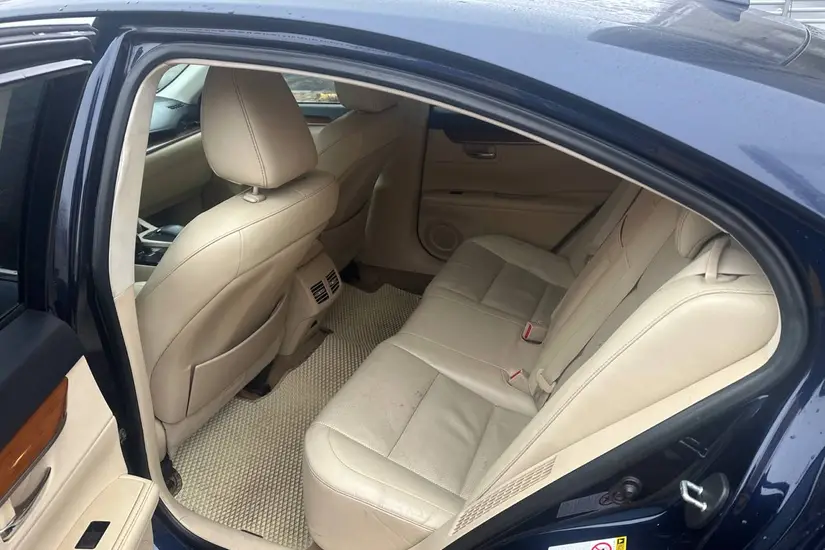 Lexus ES 300H