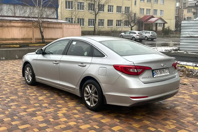 Hyundai Sonata  LF