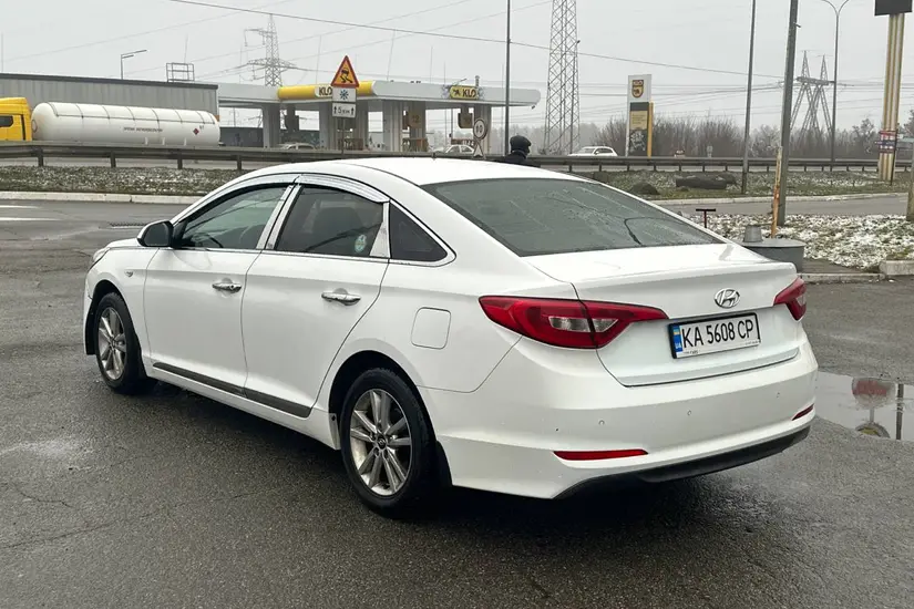 Hyundai Sonata  LF