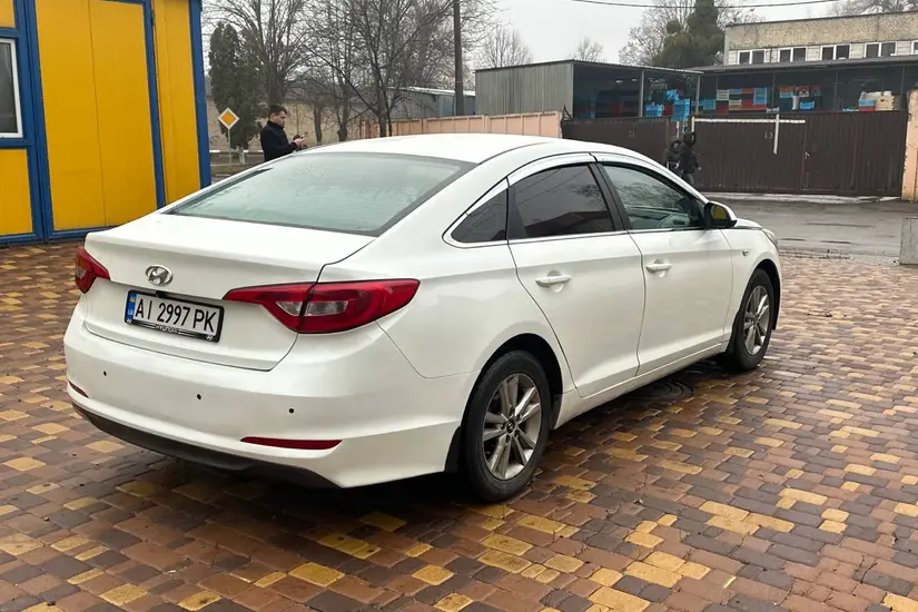 Hyundai Sonata  LF