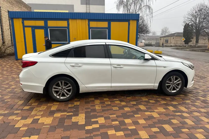 Hyundai Sonata  LF