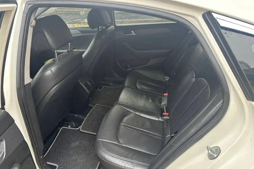Hyundai Sonata  LF