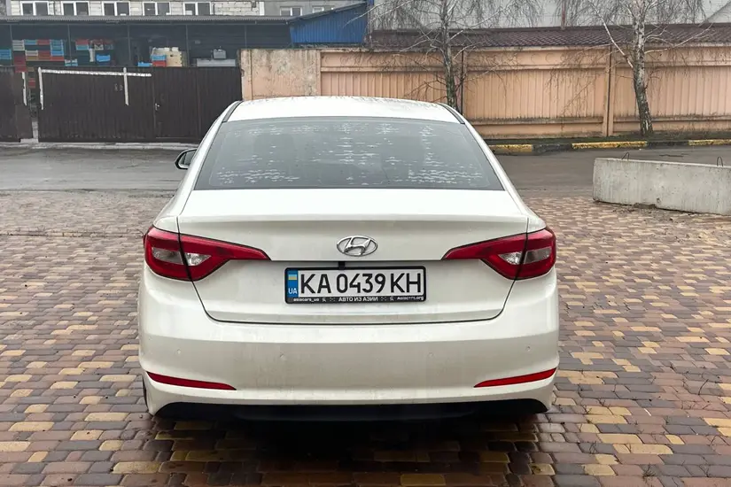 Hyundai Sonata  LF