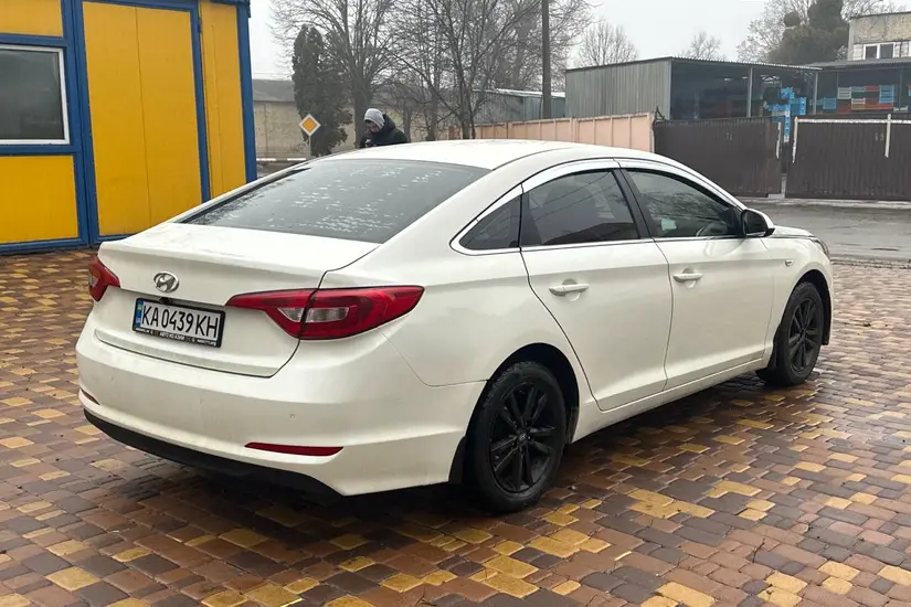 Hyundai Sonata  LF