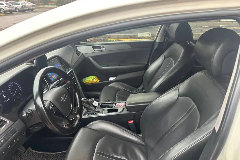 Hyundai Sonata  LF