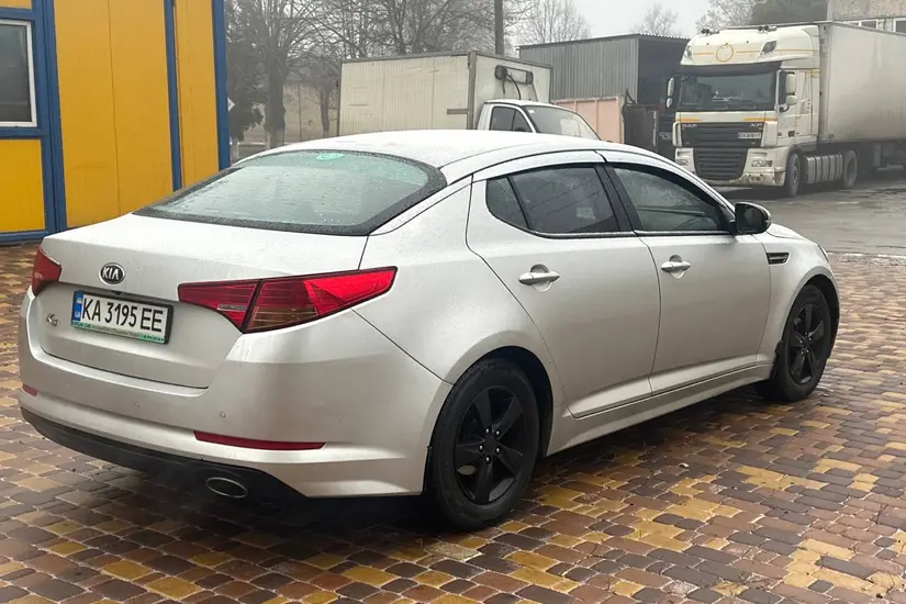 Kia K5