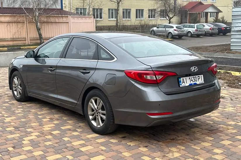 Hyundai Sonata  LF