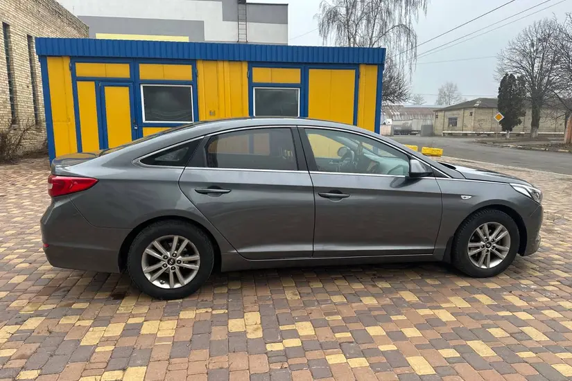 Hyundai Sonata  LF