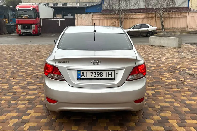 Hyundai Accent