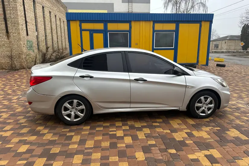 Hyundai Accent
