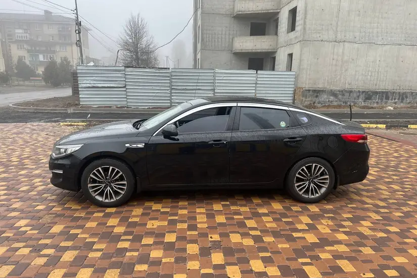 Kia K5