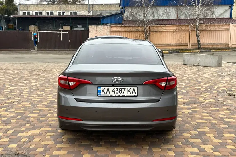 Hyundai Sonata  LF
