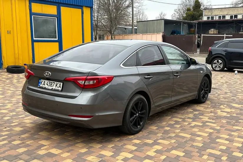 Hyundai Sonata  LF