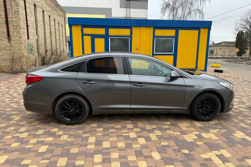 Hyundai Sonata  LF