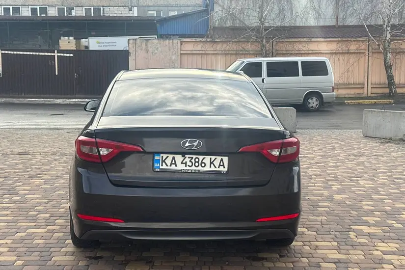 Hyundai Sonata  LF