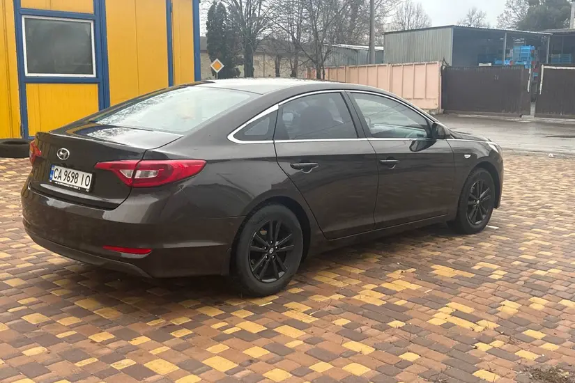 Hyundai Sonata