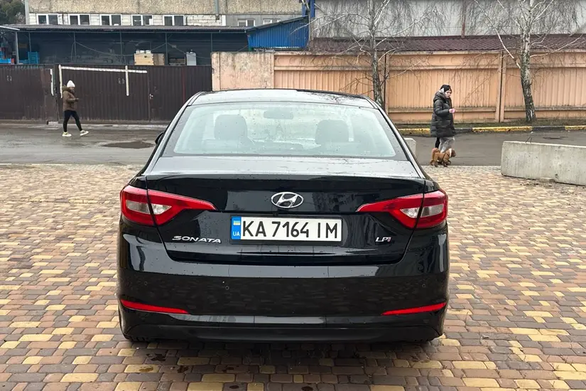 Hyundai Sonata  LF