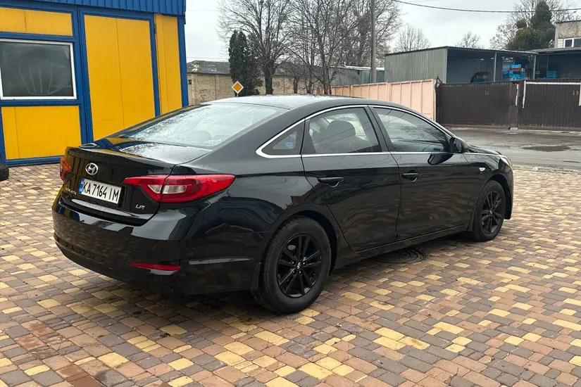 Hyundai Sonata  LF