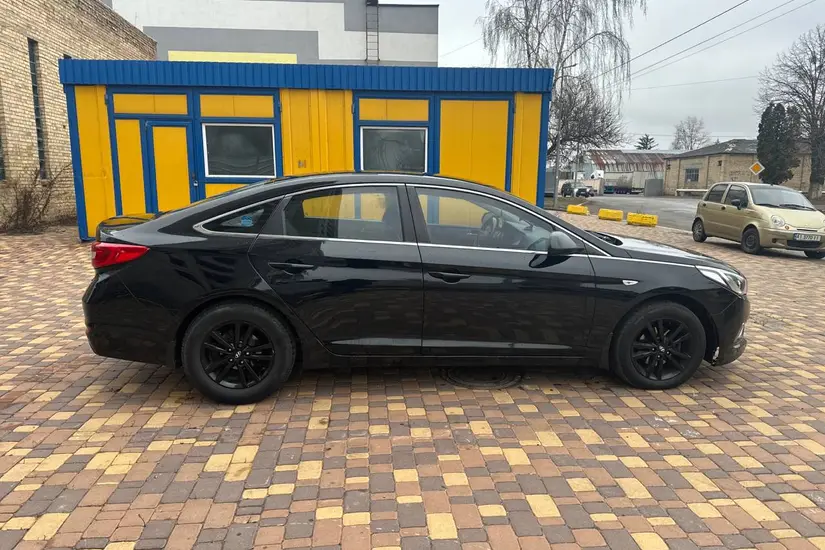Hyundai Sonata  LF