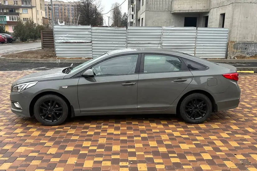 Hyundai Sonata  LF
