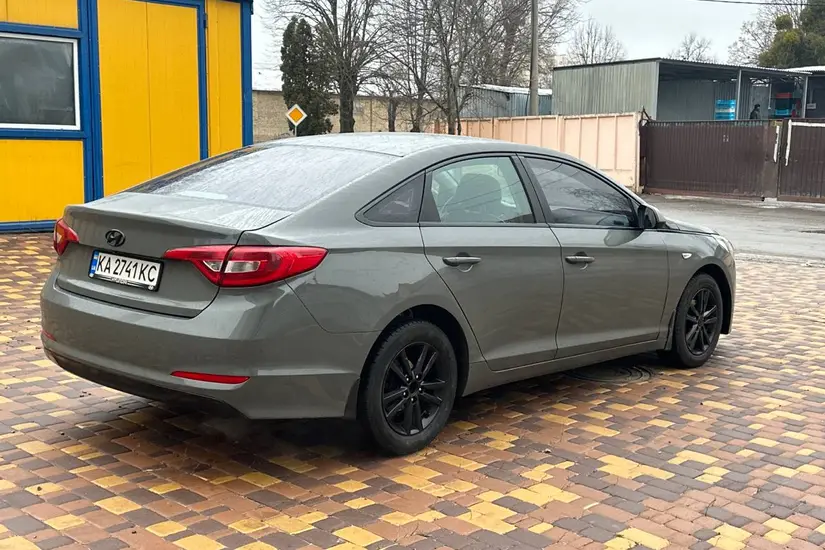 Hyundai Sonata  LF