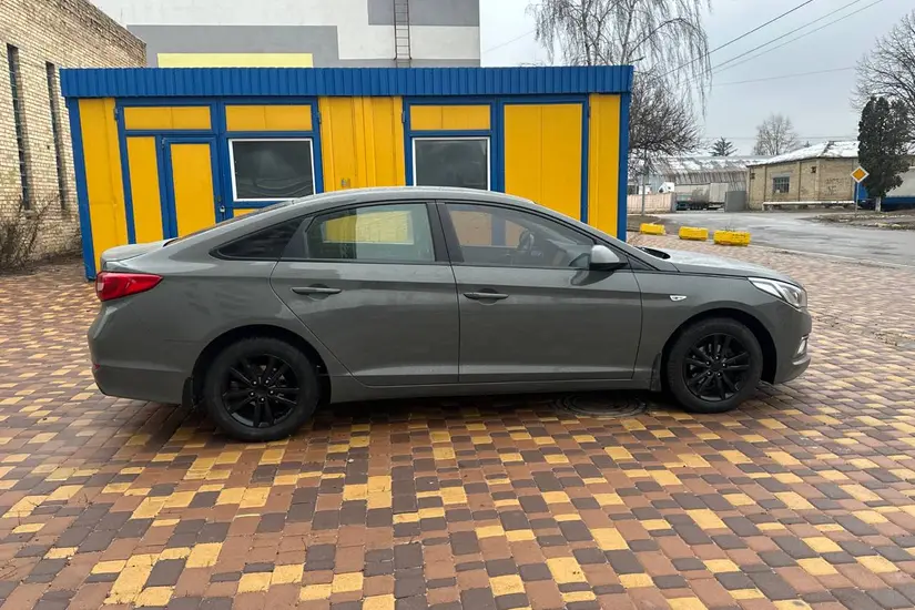 Hyundai Sonata  LF