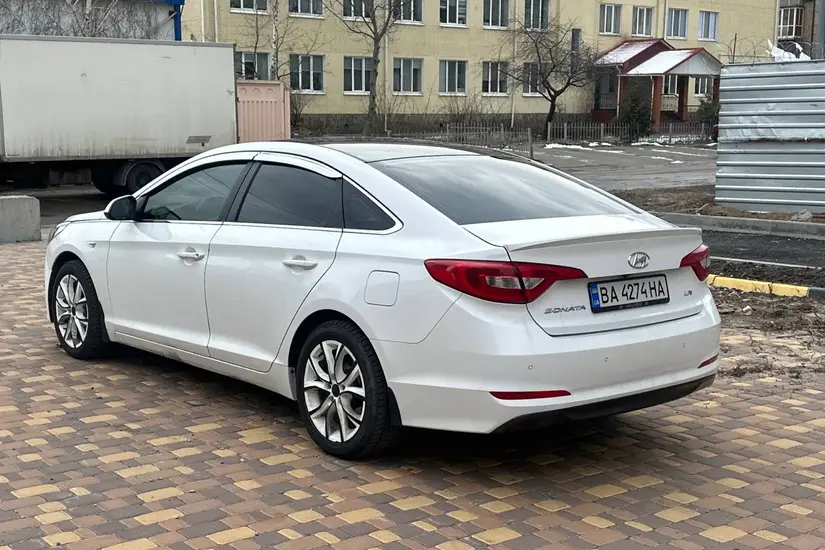 Hyundai Sonata  LF
