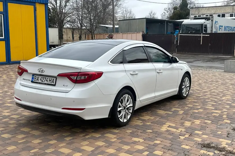 Hyundai Sonata  LF